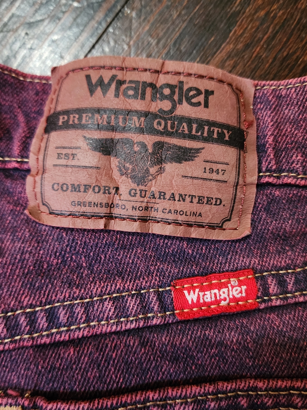 Vintage Wrangler Women's Magenta Straight-Leg Jeans - Picture 4 of 5